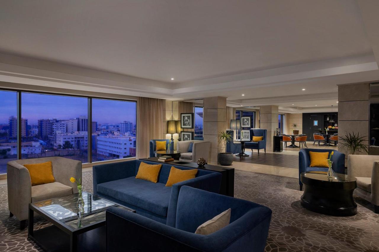 Voco - Riyadh, An Ihg Hotel - فندق فوكو الرياض, احدى فنادق مجموعة إنتركونتيننتال Εξωτερικό φωτογραφία Club Lounge