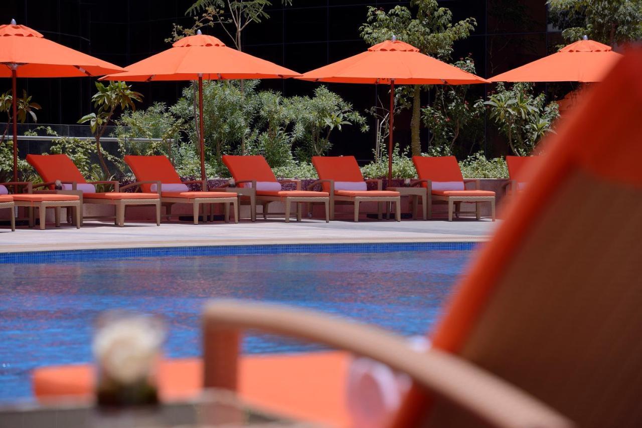 Voco - Riyadh, An Ihg Hotel - فندق فوكو الرياض, احدى فنادق مجموعة إنتركونتيننتال Εξωτερικό φωτογραφία The pool at the hotel